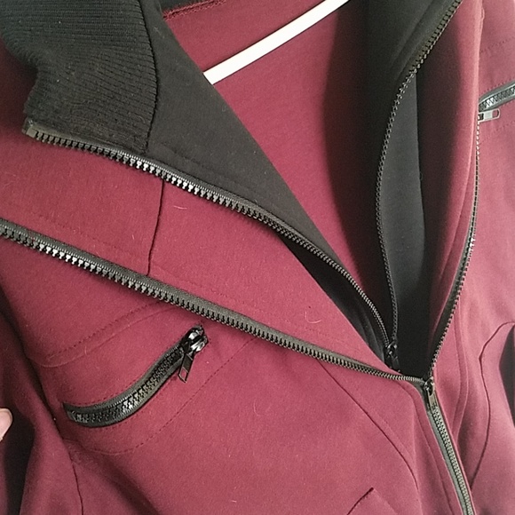 Burgundy and black jacket - Picture 2 of 3